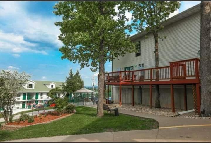 Branson King Resort And Suites מראה חיצוני תמונה